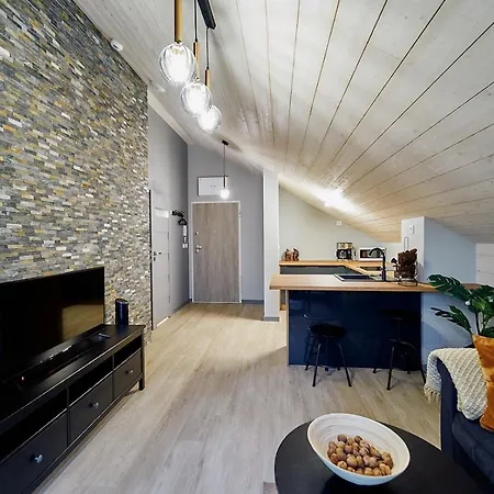 Laguna 57 波兰尼卡-兹德鲁伊